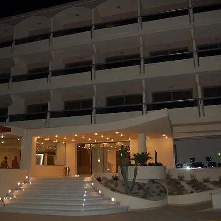 Lomeniz Hotel 3*